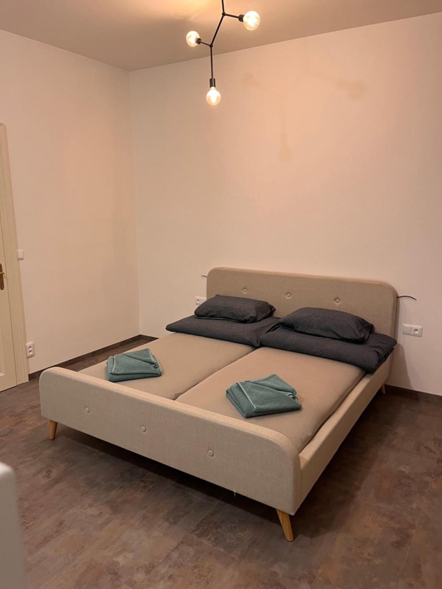 Pearl Bee Deluxe Suites Plzeň Exteriér fotografie
